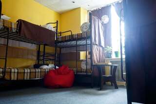 Хостелы Hostel Royal Home Киев Спальное место на двухъярусной кровати в общем номере для мужчин-5